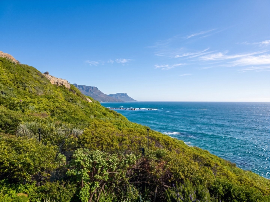 To Let 7 Bedroom Property for Rent in Bantry Bay Western Cape